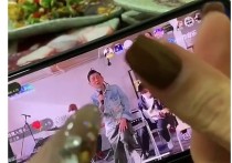 周弋楠演员个人照片（随着年纪的增大周弋楠身材也越来越好）