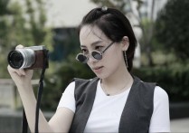 演员陈维涵微博（我们女篮的姑娘都很酷留着圆寸）