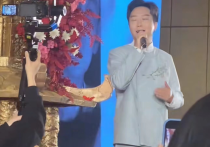明星李玉刚的个人资料一把年纪的李玉刚依然保持单身