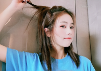 张艺兴杨紫撞同款睡衣（已经传出绯闻白鹿周深再撞同款狗头睡衣）