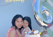 38岁钟嘉欣为儿女庆生（两萌娃都像医生爸爸颜值高三胎也要呼之欲出）