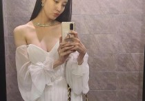 徐贤韩国演员资料（这身裙子一穿谁还敢说徐贤身材干瘦）