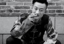 歌手姜鹏被粉丝骂惨（粉丝认为对方是有能力管天道的事情而故意没管）