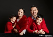 哈辉老公杨柳（哈辉结婚十周年晒全家福儿女颜值高老公杨柳白胡子抢眼）
