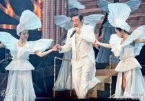  胡枫电影全集  86岁开演唱会打破华人记录
