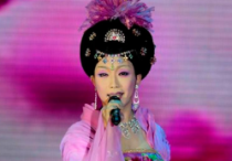 李玉刚是最穷的明星吗  他受过世人白眼也感受过世间冷暖