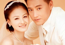演员刘小锋  娶小16岁妻子41岁才做父亲日子美满幸福