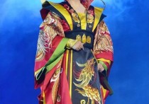 刘晓庆近况引人担忧（做核酸面部僵硬不自然双手撑腿驼背太明显）