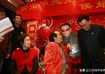 相声演员侯耀华师傅侯耀文就是一个非常爱开玩笑的人