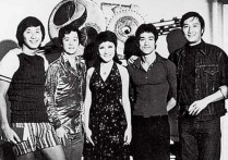 明星喜欢李小龙（我女儿属龙我儿子(向佐)是李小龙忌日出生的）