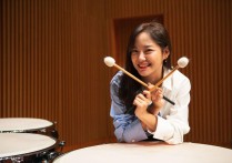 24岁韩国女星金世正走红（自曝童年生活艰辛剧迷心疼曾本色演出热播剧）