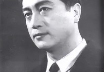 著名电影演员陶金（陶金离开香港返回香港时他做出一个决定）