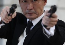 电影演元元芳（随着年岁增长他已经很少再出演影视作品）