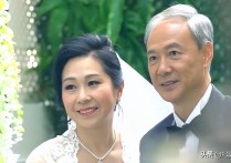 老戏骨陈荣峻和吴香伦甜蜜庆祝（TVB黄昏恋夫妇结婚4周年纪念日秀恩爱）