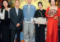 我的天王凯有这么高的吗（在《伪装者》三兄弟中就数他最矮了）