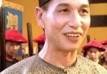 刘洵评价李连杰  一个轻功飞到船上一表人才是个真正武者