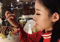 小伊伊为什么停播 直播时落泪状态非常不好