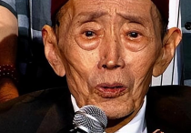 演员朱旭  嗜酒如命愧对两个残疾儿子88岁时抱憾离世