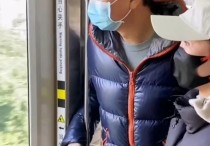 任静付笛生现状（两人是在重庆旅游一路出行并没有任何排场很是低调）