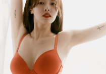 韩国人气女星泫雅  优越身材更是展现得淋漓尽致让人羡慕
