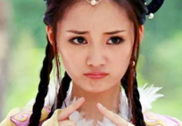 馨子的明星朋友介绍  刚出道的馨子连黄圣依只能给她当配角