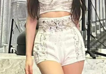 韩国女星金雪炫与申有娜  两代女团中最性感的成员不得不服