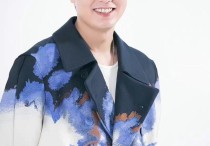 李敏镐怎么也肿了满脸油光尽显富态整张脸蛋有些惨白